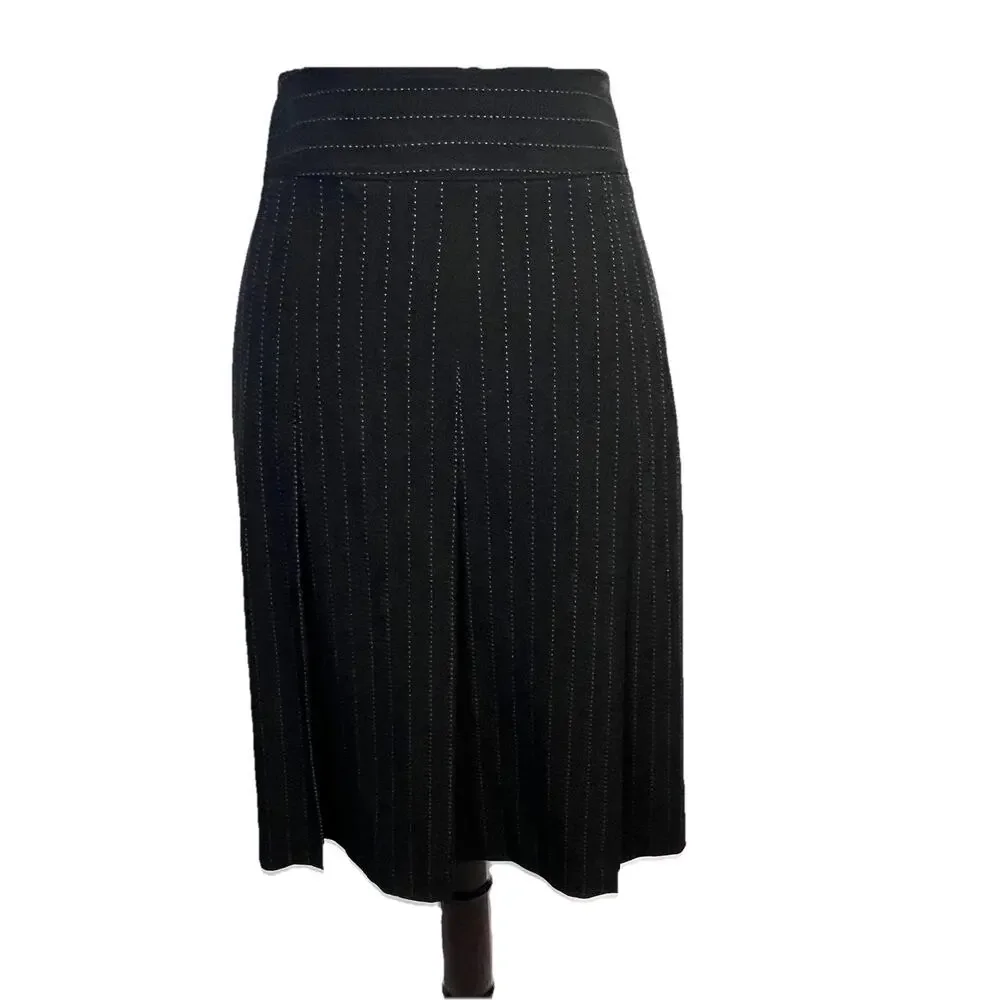 Villager Liz Claiborne Skirt size 16 Black White Pinstripe Knee Pleats Stretch